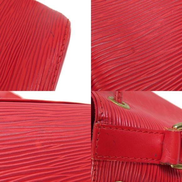 LOUIS VUITTON Red Leather Shoulder Bag - Picture 7 of 11